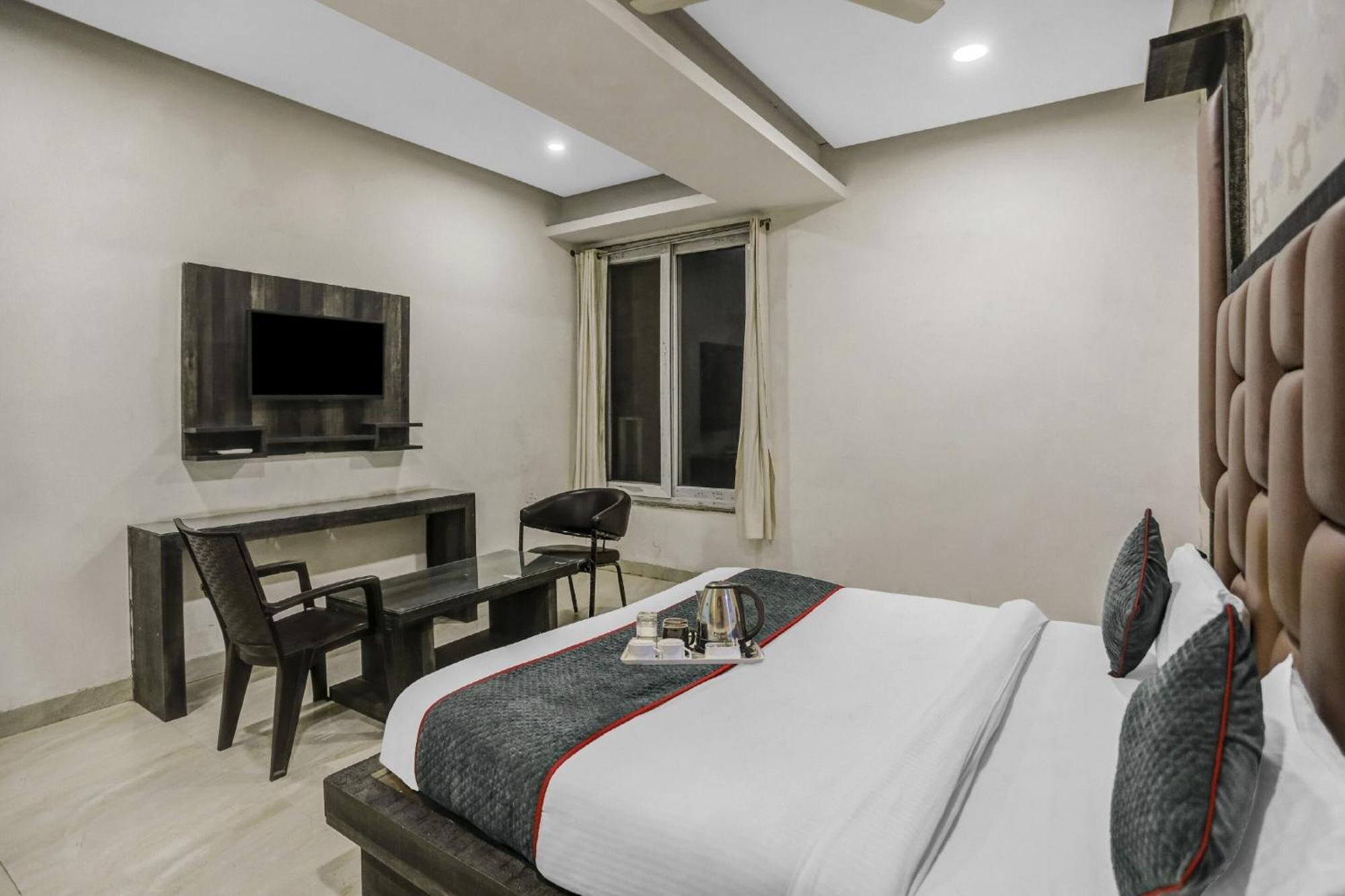 Townhouse 22956 Hotel Grand Residency Delhi  Extérieur photo
