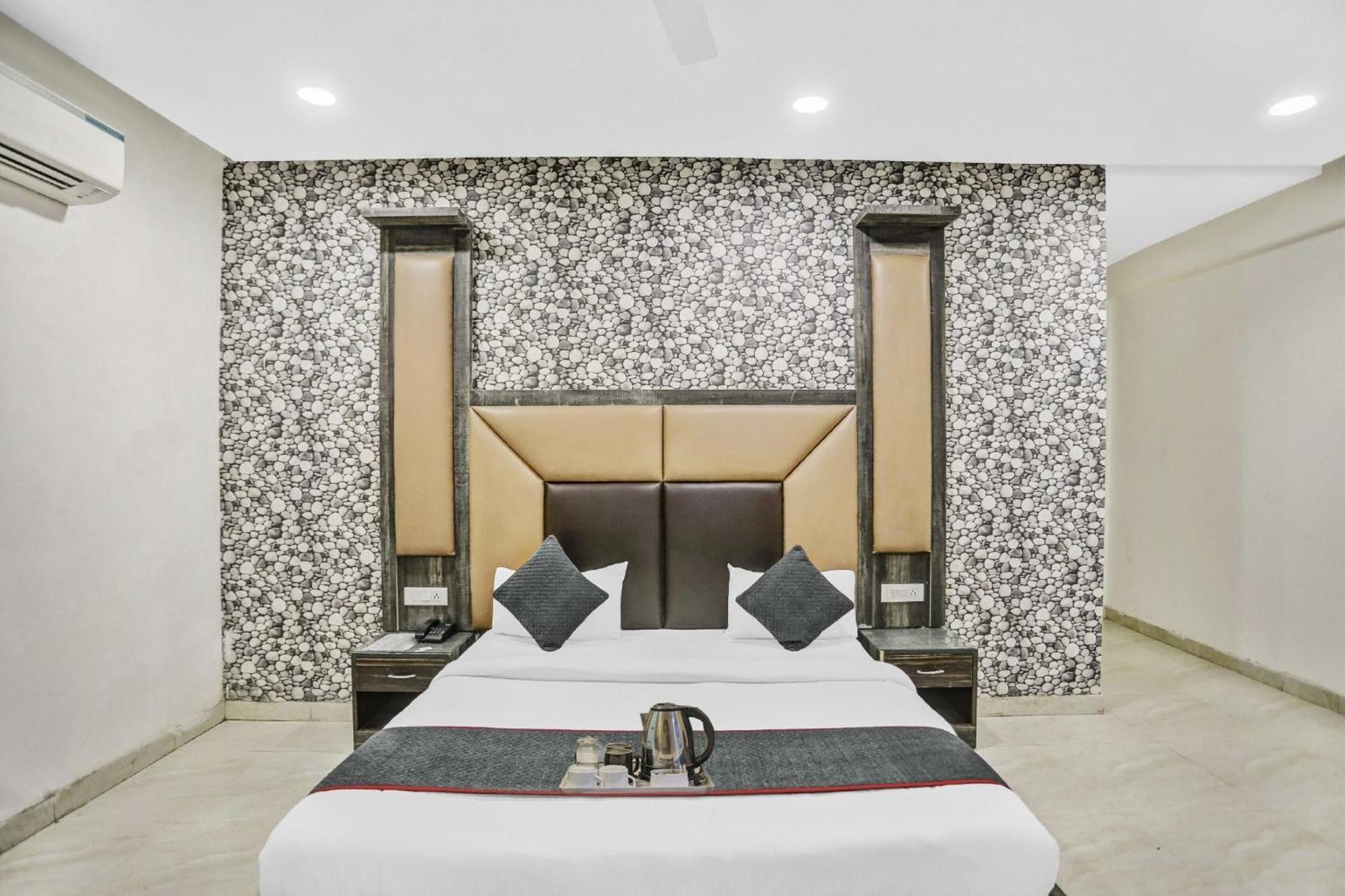 Townhouse 22956 Hotel Grand Residency Delhi  Extérieur photo