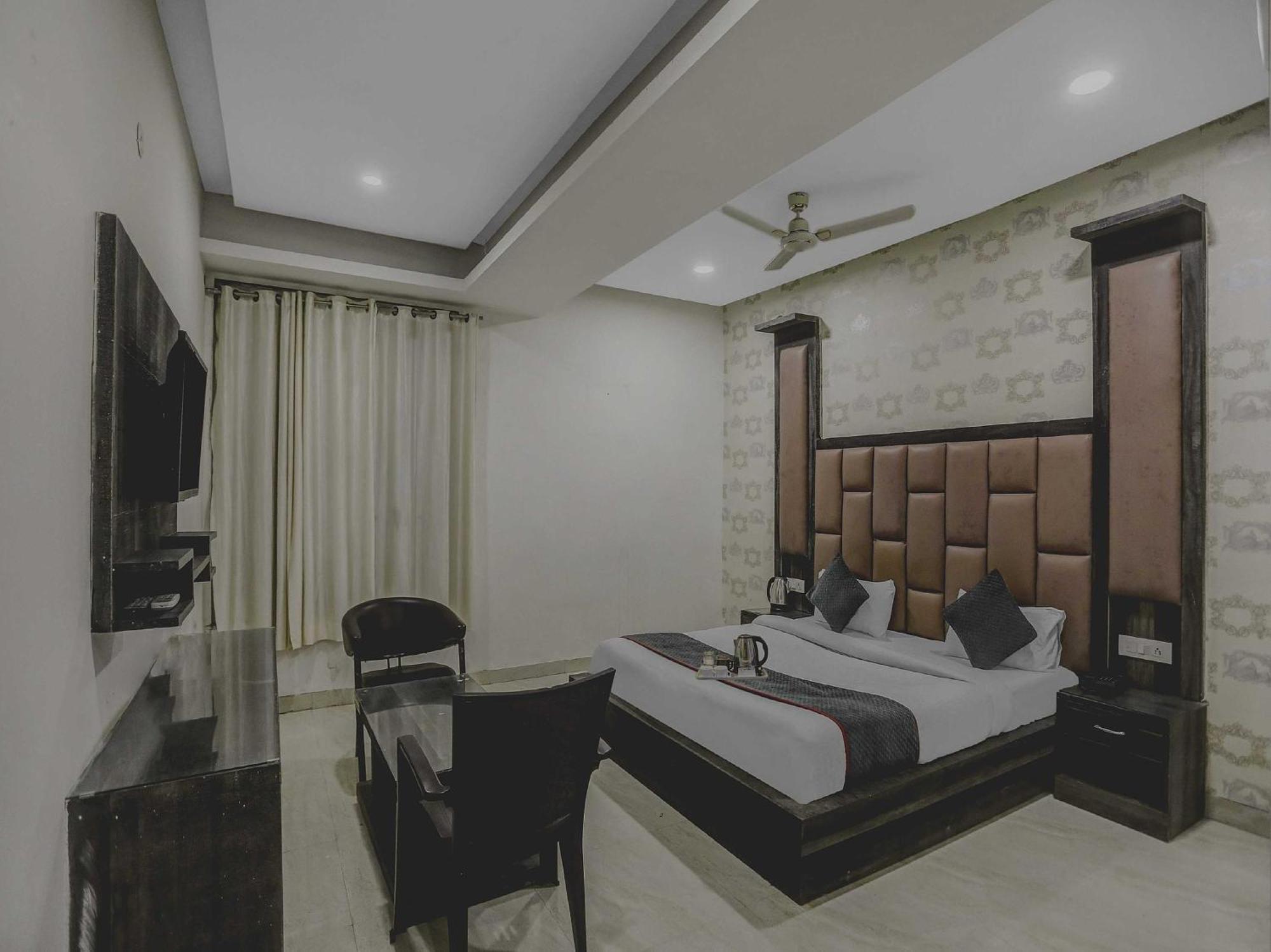 Townhouse 22956 Hotel Grand Residency Delhi  Extérieur photo